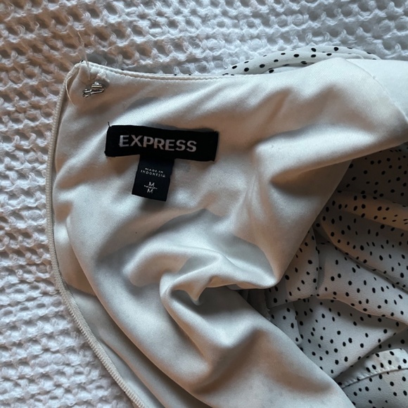 Short Dotted Dress - Picture 4 of 13